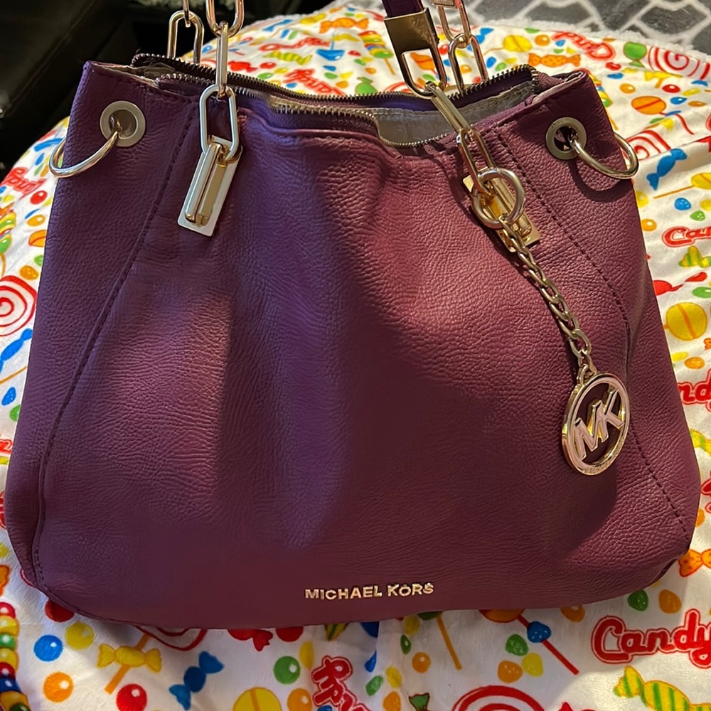 Michael kors purse